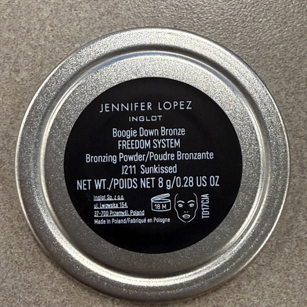 INGLOT  x Jennifer Lopez limited edition bronzer j211 sun-kissed